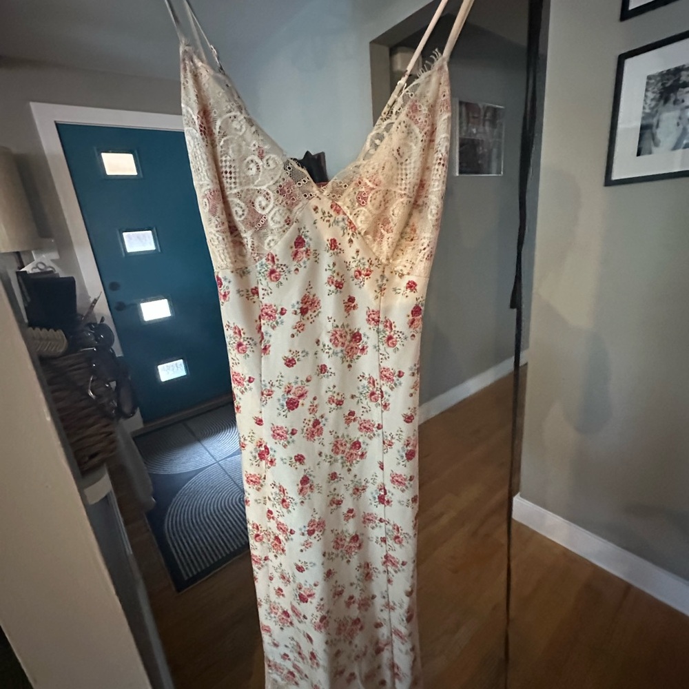 Guess Silk Slip